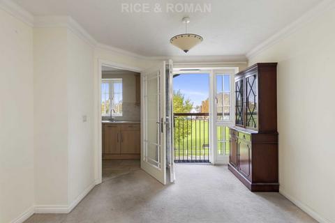 2 bedroom retirement property for sale, Pope`s Avenue, Twickenham TW2