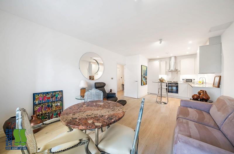 Lounge/Dining Room/Kitchen/Breakfast Room