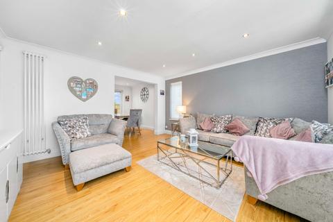 34 Ratho Drive, Cumbernauld, Glasgow, G68 0GG