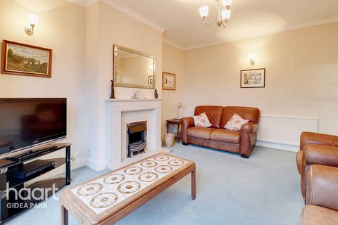 28 The Chase, Romford, RM1 4BE