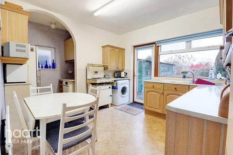 28 The Chase, Romford, RM1 4BE