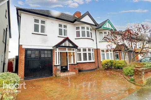 28 The Chase, Romford, RM1 4BE