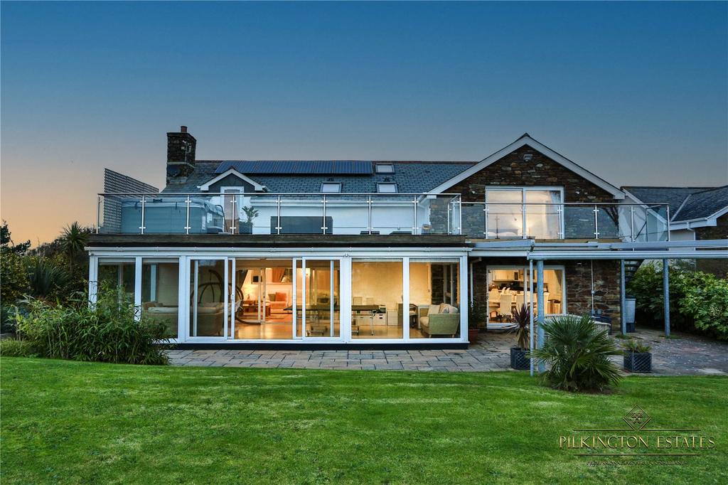 Wembury Point, Plymouth PL9 5 bed detached house for sale £1,250,000