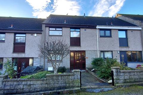 3 bedroom terraced house to rent, Cornhill Gardens, Aberdeen, AB16