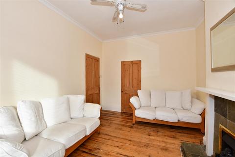 143b Vicarage Road, London, E10 5DR