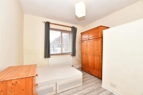 143b Vicarage Road, London, E10 5DR