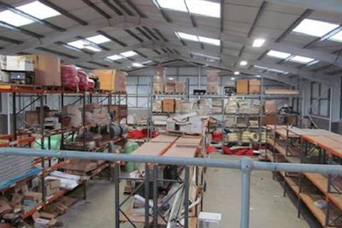 Industrial unit to rent, 21 Buntsford Drive, Bromsgrove, Worcestershire, B60 3AJ