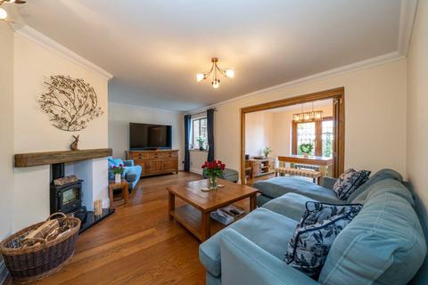 18 Chipperfield Road, Hemel Hempstead, HP3 0AH