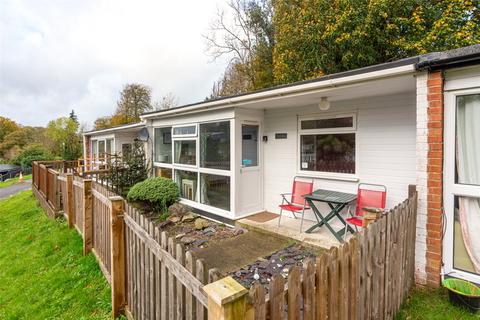 2 bedroom terraced house for sale, Upper Lake Side, Glan Gwna, Caeathro, Caernarfon, LL55