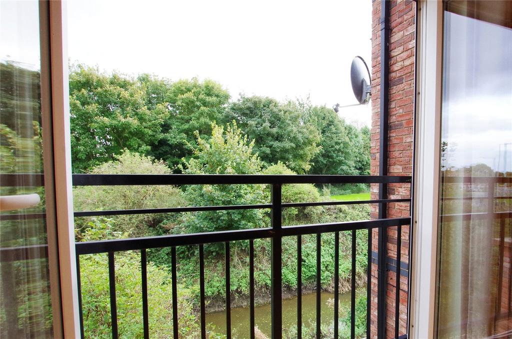 Thorn Road, Hedon, East Yorkshire, HU12 2 bed apartment for sale £110,000