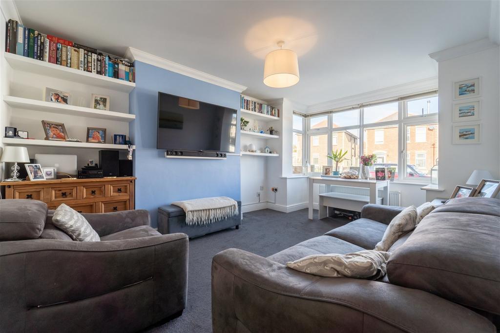 Avon Road West, Christchurch BH23 2 bed ground floor flat for sale - £ ...