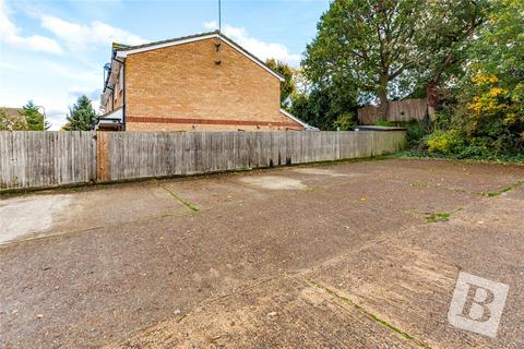 46 Latimer Drive, Hornchurch, RM12 6TQ