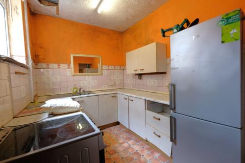 3 bedroom terraced house for sale - Cromwell Road, Eccles, M30