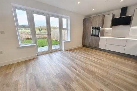 3 bedroom end of terrace house for sale - East Stoke