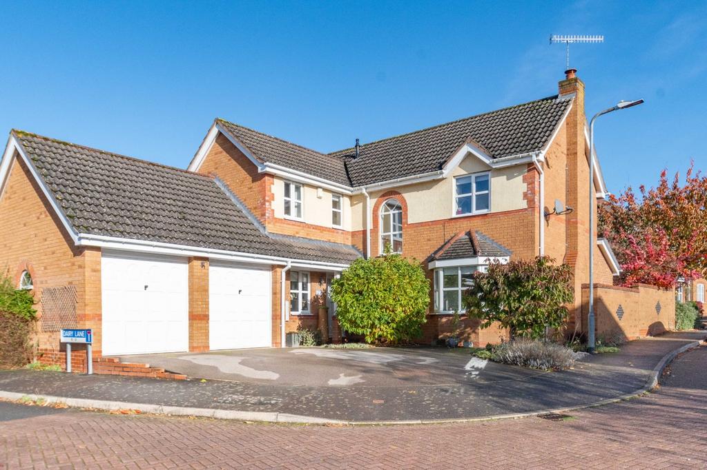 Dairy Lane, Brockhill, Redditch, Worcestershire, B97 4 bed detached