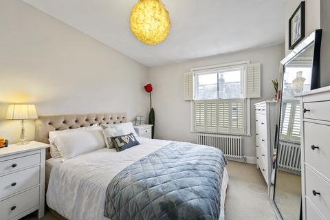 49 Albert Road, Richmond, TW10 6DJ