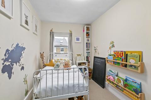 49 Albert Road, Richmond, TW10 6DJ