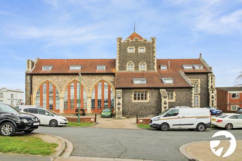 2 bedroom flat to rent, Galley Hill Road, Swanscombe, DA10
