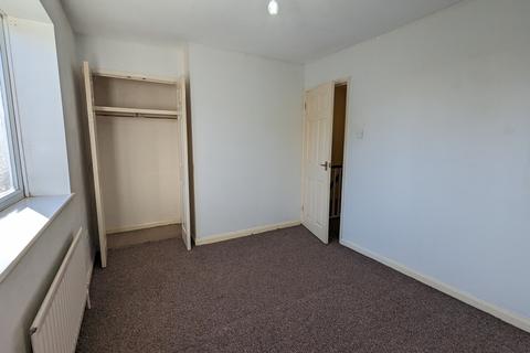 1 bedroom semi-detached house to rent, Sandringham Court, Kettering, NN15