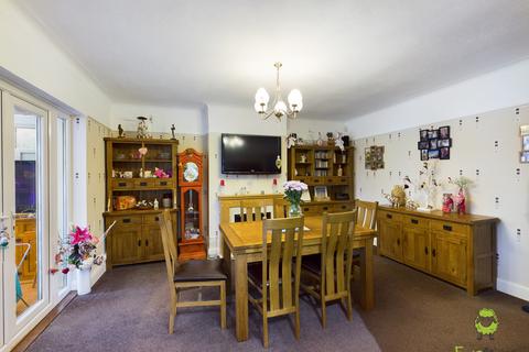 28 Thornton Road, Bromley, BR1 5AP