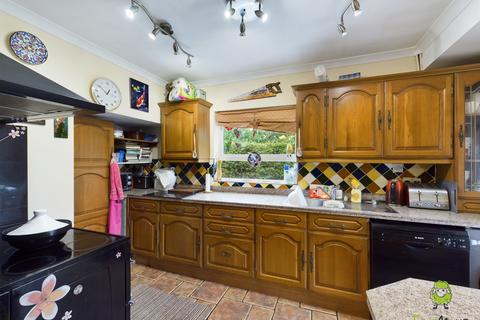 28 Thornton Road, Bromley, BR1 5AP