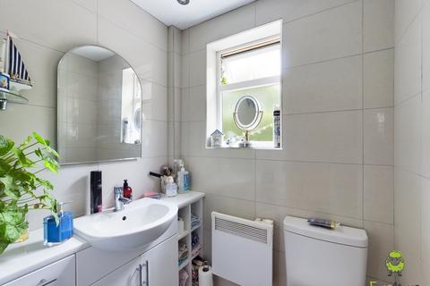 28 Thornton Road, Bromley, BR1 5AP