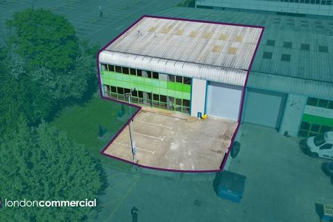 Industrial unit to rent, Kendal Court, London W3