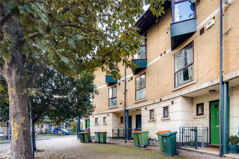 4 bedroom terraced house for sale, Gatcombe Road, Royal Docks, London, E16