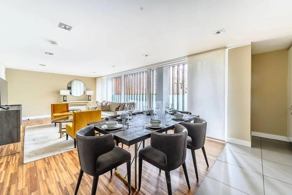 Apartment in London - View 3