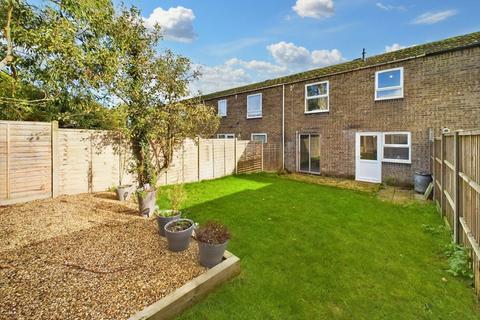 49 Fairfields, Thetford, IP24 1JL