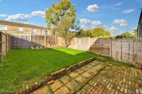 49 Fairfields, Thetford, IP24 1JL