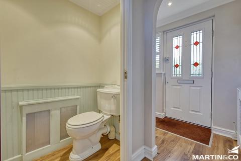 14 Cowdrie Way, Springfield, Chelmsford, CM2 6GL