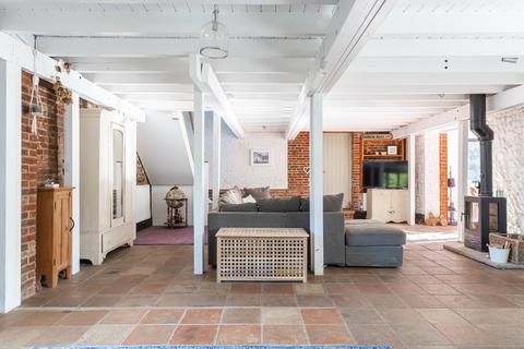 5 bedroom barn conversion for sale - Coltishall