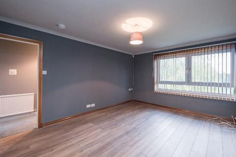 2 bedroom flat to rent, Craigs Park, Edinburgh, EH12