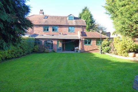 133 Weston Road, Lichfield, WS13 7EQ