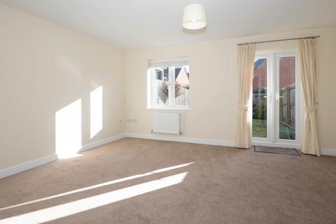 3 bedroom townhouse to rent, Highland Drive, Loughborough