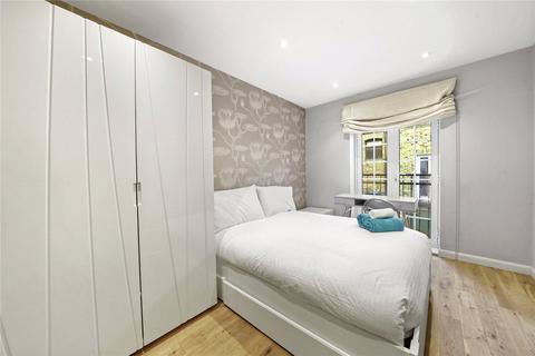 3 bedroom mews to rent, Huntsworth Mews, Marylebone, London