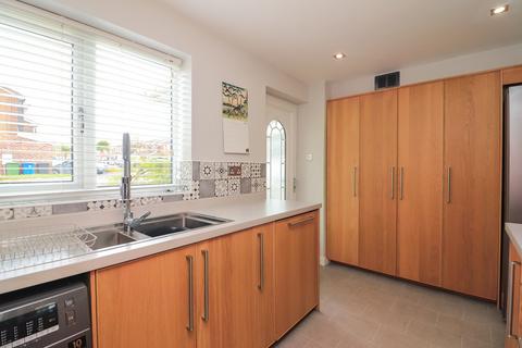 2 bedroom semi-detached house to rent, Dace, Tamworth