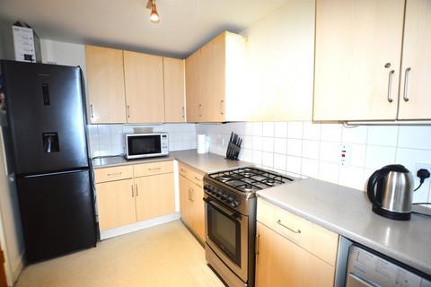 2 bedroom terraced house for sale, Dormers Rise, Southall