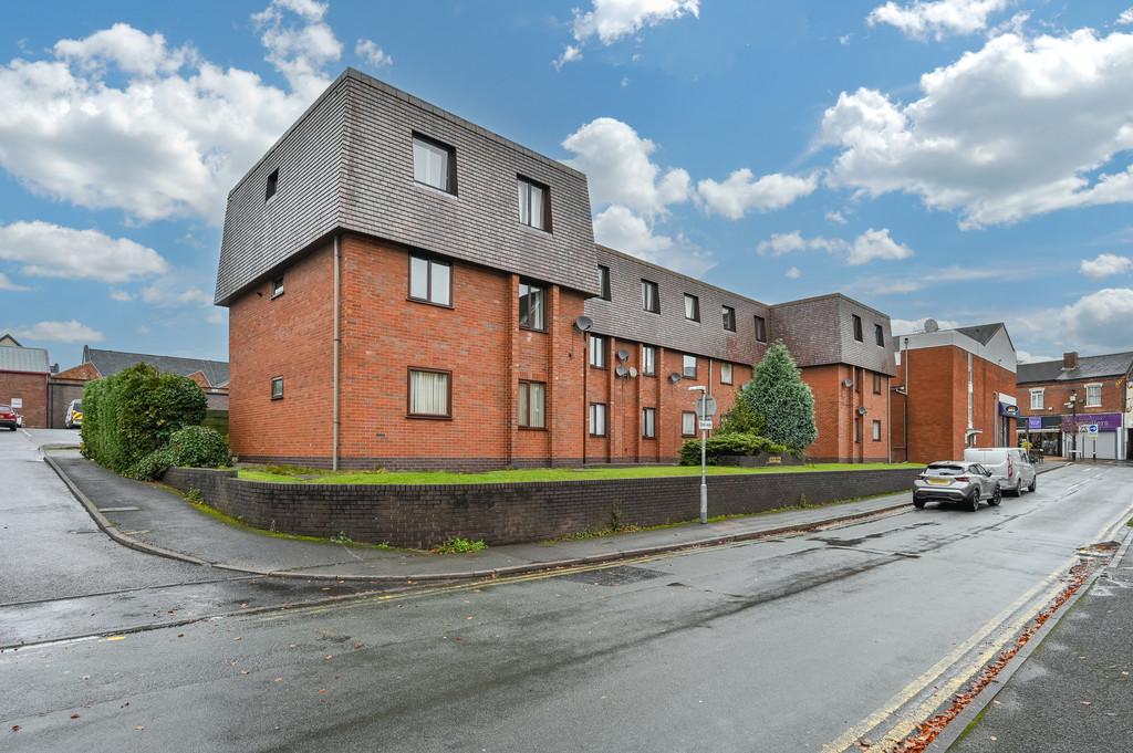 Trent House, Hednesford WS12 2 bed apartment for sale £97,000
