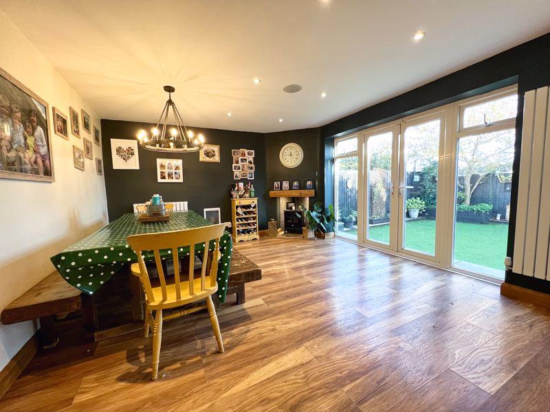 50 Grange Gardens, Llantwit Major, The Vale of CF61 2XB 5 bed detached house for sale