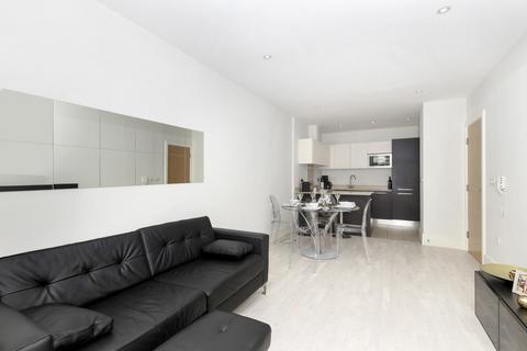 1 bedroom apartment for sale, Ensign House, London SW18