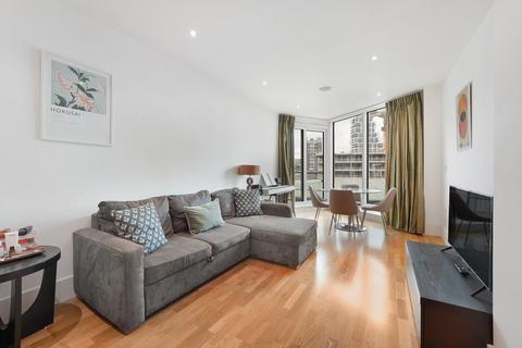 1 bedroom apartment to rent, Ensign House, Juniper Drive SW18