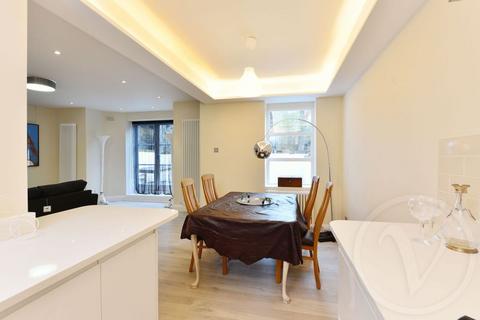 3 bedroom apartment for sale, Carlton Hill, St Johns Wood, London NW8