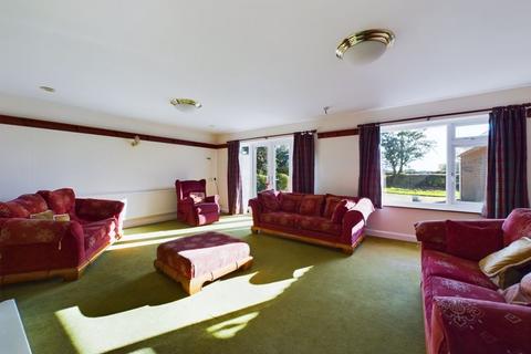 3 bedroom bungalow for sale, Wayside Bungalow, Authorpe, Louth