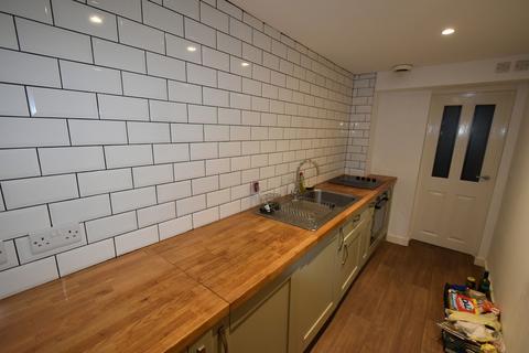 1 bedroom flat to rent, Lower Ground Floor - Upper St. James's Street, Brighton