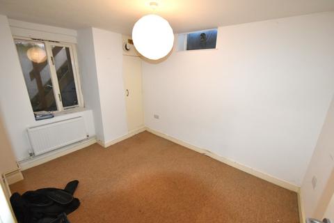 1 bedroom flat to rent, Lower Ground Floor - Upper St. James's Street, Brighton