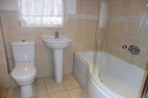 2 bedroom apartment to rent, Rayleigh Road, Hutton, Brentwood CM13