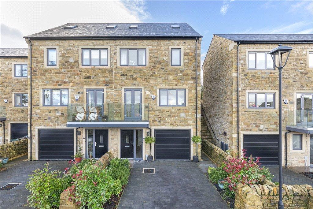 Parsons Meadow, Addingham, Ilkley 4 bed semidetached house for sale