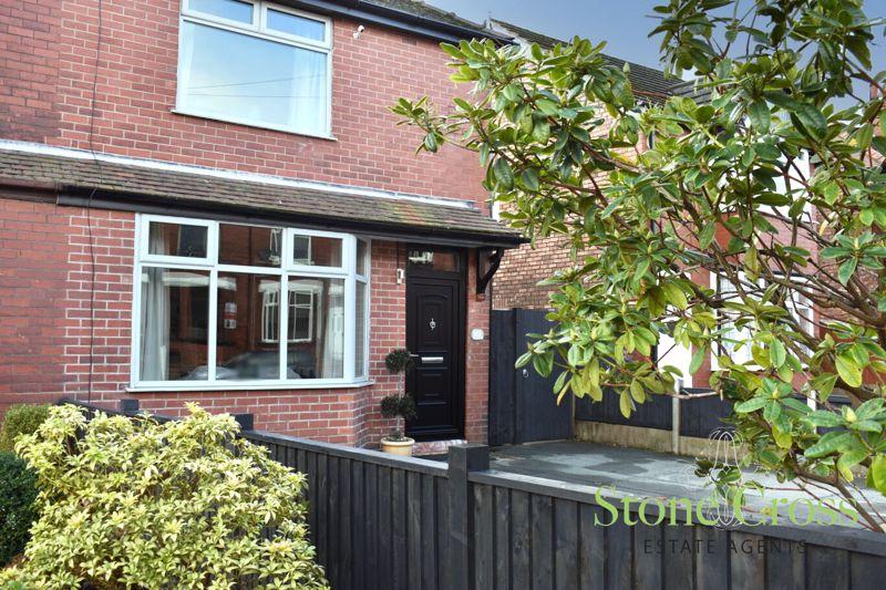 Harvey Lane, Golborne, WA3 3QL 3 bed semidetached house £324,950